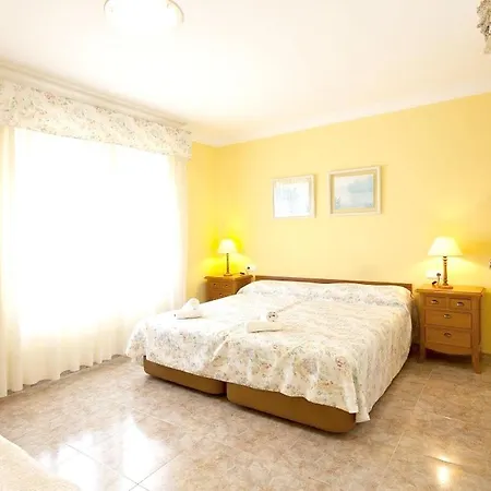 Holiday Carrer Oroval - 2 Дения